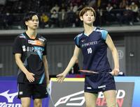 　１回戦を突破した渡辺勇大、田口真彩組＝２４年１２月