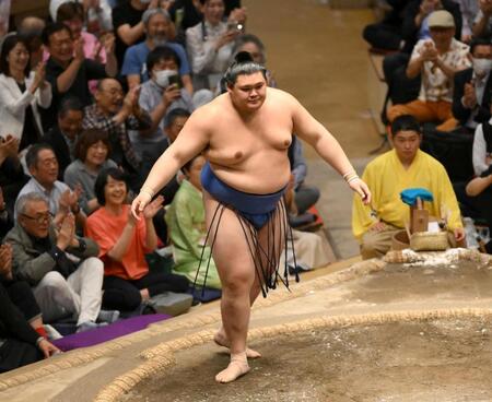 大の里が横綱昇進確実、横綱豊昇龍が称賛「いいバランスで取っている」