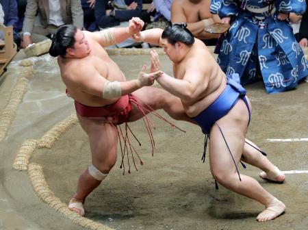 大の里、全勝Vへあと一つ 霧島と若隆景は11勝目