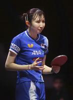 　女子シングルス準々決勝でストレート負けした早田ひな（共同）