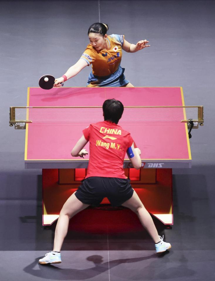 　女子シングルス準々決勝で中国の王曼昱に敗れた張本美和（共同）