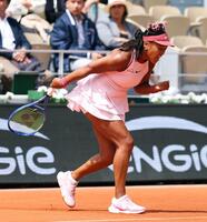 　女子シングルス１回戦でポイントを奪い、ガッツポーズをする大坂なおみ