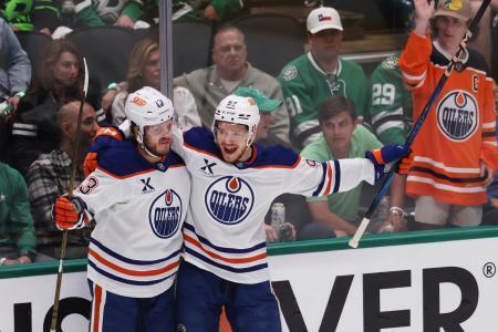 ＮＨＬスタンリー杯のカード決定　パンサーズとオイラーズが対戦