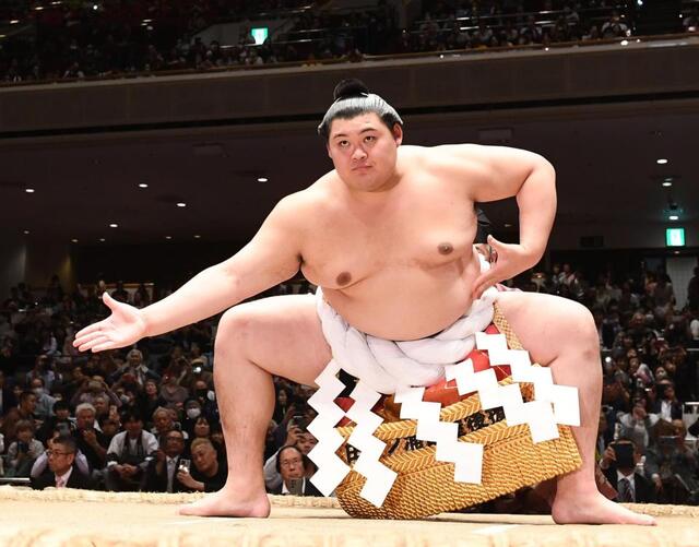 大の里の国技館初土俵入りにファン熱視線、当日チケット好調に尾車親方