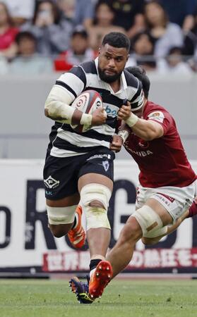 　前半、攻め込む東京ベイ・マキシ