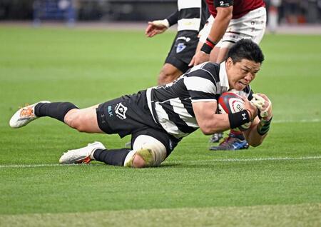 　後半、トライを決める東京ベイ・立川