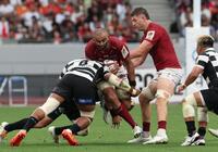 　後半、突破をはかるＢＬ東京のリーチ・マイケル（撮影・佐々木彰尚）