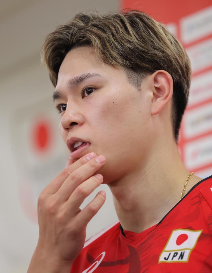 　思いを語るバレーボール男子日本代表の西田有志（撮影・吉澤敬太）