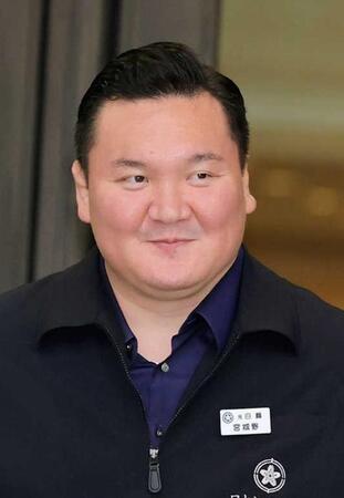 　宮城野親方