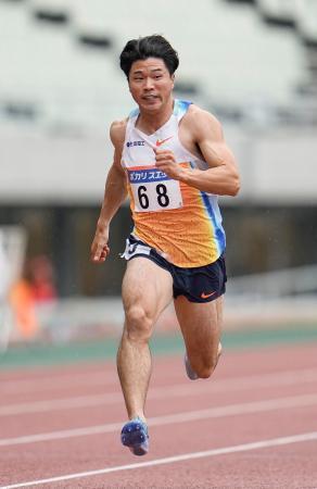 　男子１００メートル決勝　力走する小池祐貴＝ヤンマースタジアム長居