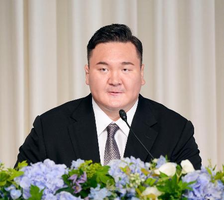 　日本相撲協会の退職記者会見をする大相撲元宮城野親方の白鵬翔さん＝９日午後、東京都千代田区