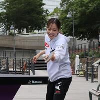 　張本美和と対決し笑顔の石川佳純さん