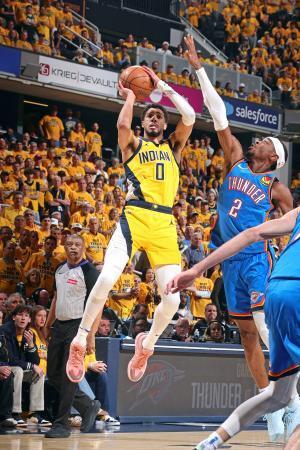 ペーサーズ勝ち2勝1敗 NBA決勝第3戦