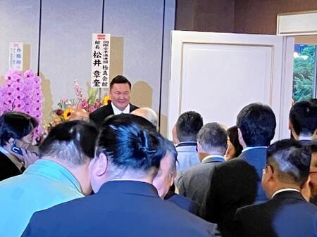 　４０歳を記念したパーティーを行った白鵬翔氏