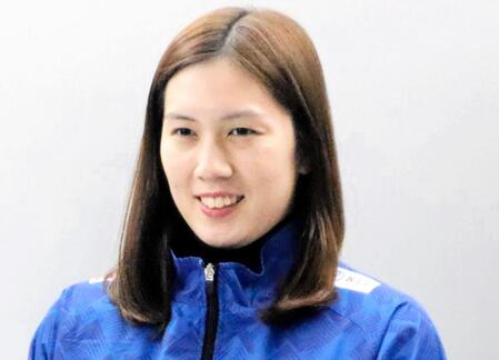 【写真】オフショル純白ドレス姿「すごい素敵な花嫁」美女アスリートが国際結婚