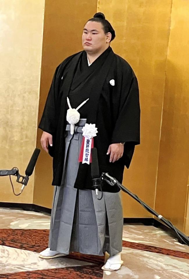　横綱昇進披露宴に出席した豊昇龍（撮影・山本鋼平）