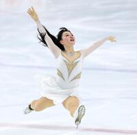 　新プログラムを披露する樋口新葉