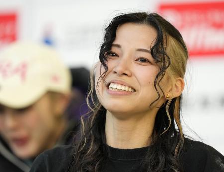 中村真緒が最終戦５位、年間２位　クライミングＷ杯、ボルダー