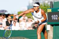 　女子シングルス１回戦でプレーする大坂なおみ（共同）