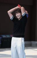 　うまくいかず悔しがる狩野舞子さん（撮影・金田祐二）