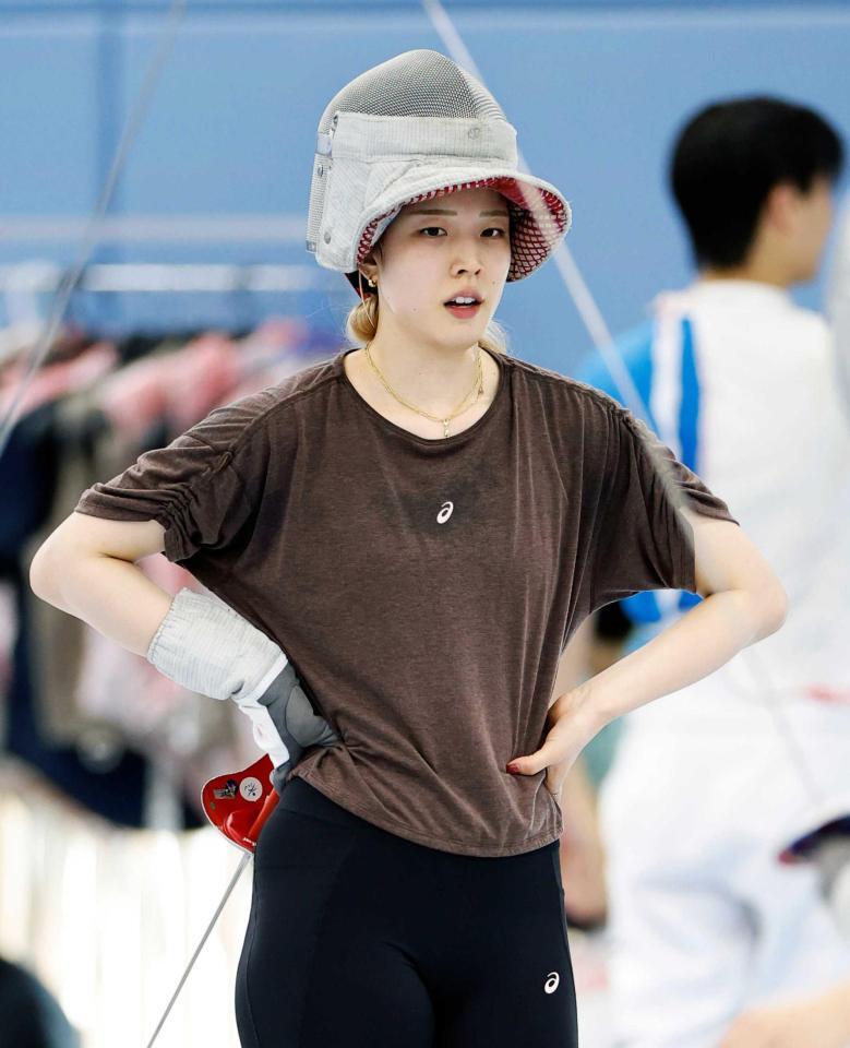 　世界選手権に向け調整する女子サーブルの江村美咲