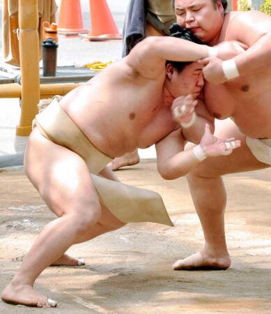 新入幕・藤ノ川　出稽古で１２番　伊勢ノ海部屋伝統のしこ名を３８年ぶり、６代目として復活　初日へ闘志