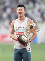　男子１００メートル決勝を制した桐生祥秀（撮影・石井剣太郎）