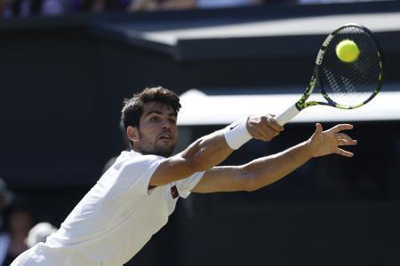 アルカラス決勝へ　ウィンブルドン第１２日