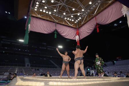 名古屋場所新会場は異例！支度部屋が幕内と十両で別れる「巡業のよう」