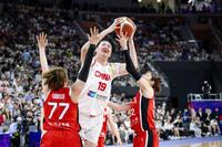 　圧倒的なフィジカルを武器にシュートするチャン・ツーユウ　©ＦＩＢＡ