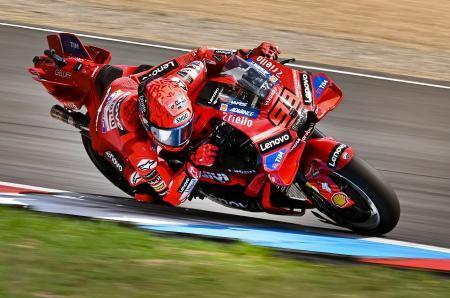 　オートバイの世界選手権シリーズ第１２戦、チェコＧＰのモトＧＰクラスで疾走するドゥカティのマルク・マルケス＝２０日、ブルノ（ＣＴＫ提供・ＡＰ＝共同）