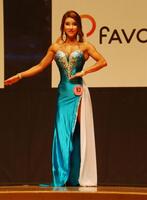 フロントポーズを決める鬼木選手