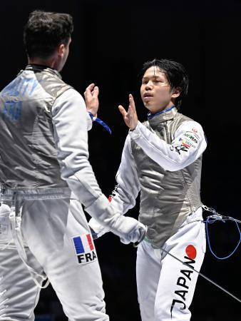 飯村一輝、準々決勝で敗退 フェンシング世界選手権