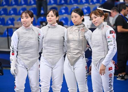 日本、男女とも４位　世界フェンシング第７日