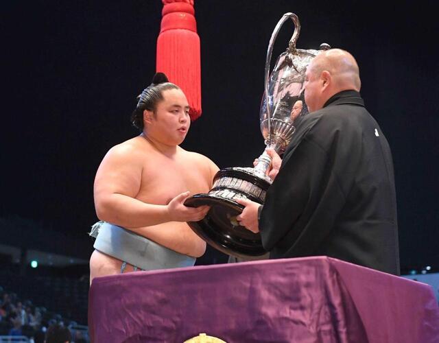 琴勝峰を育てた父・手計学さん 身長190センチ体重167キロ、語っ