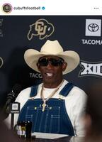 　コロラド大アメフト部のインスタグラム（ｃｕｂｕｆｆｓｆｏｏｔｂａｌｌ）より