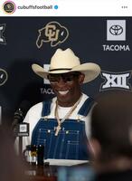 　コロラド大アメフト部のインスタグラム（ｃｕｂｕｆｆｓｆｏｏｔｂａｌｌ）より