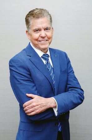 　国際近代五種連合（ＵＩＰＭ）のロバート・スタル会長（ＵＩＰＭ提供・共同）