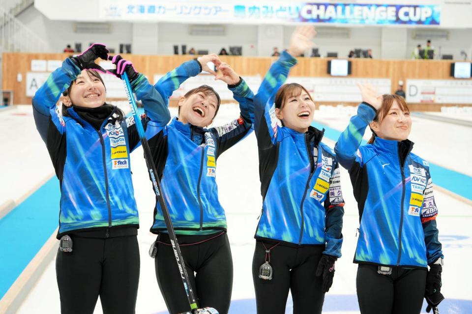 　シーズン開幕２連勝を飾ったロコ・ソラーレ　Ⓒ稚内みどりＣＨＡＬＬＥＮＧＥＣＵＰ２０２５