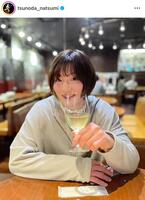 　ワインが似合う！乾杯する角田夏実のインスタグラム＠ｔｓｕｎｏｄａ＿ｎａｔｓｕｍｉより