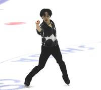 　ＳＰラストのポーズを決める鍵山優真