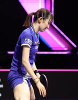 　第６ゲーム、厳しい表情を見せる早田ひな（撮影・佐々木彰尚）