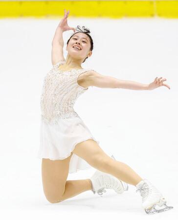 女子ＳＰでフィニッシュを決める三宅咲綺