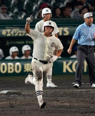 豊橋中央２-３日大三　日大三、接戦制す