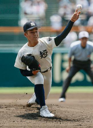 　聖隷クリストファー戦に先発した西日本短大付・原＝甲子園