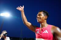 　男子１１０メートル障害決勝　レース後、笑顔を見せる村竹ラシッド。12秒92の日本新を樹立した