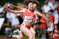 　女子１００メートル障害決勝　ゴールする福部真子