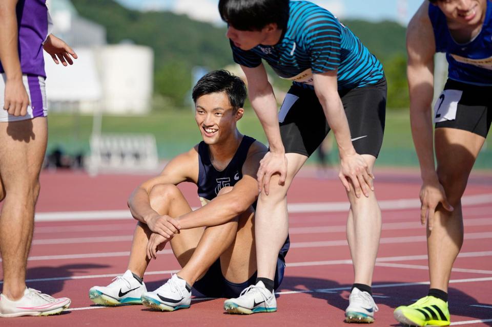 　男子１００メートル予選　９秒92でゴール後、追い風参考記録となり苦笑いする柳田大輝