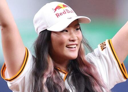 浴衣でスケボーの金メダリストに「ゲタを履いて滑って」「エレガント」　金魚すくいに花火鑑賞も　夏の思い出投稿「＃楽しい」