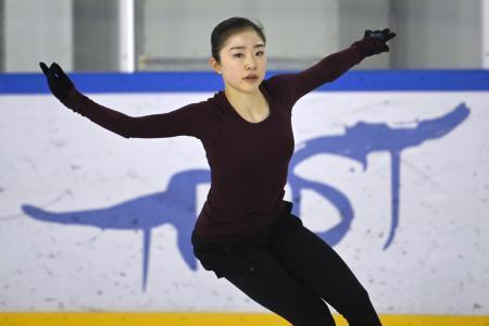 　練習を公開したフィギュアスケート女子の千葉百音＝京都府宇治市